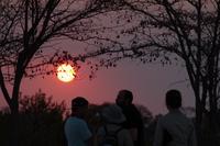 Sundowner an den Popa-Fällen