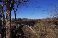 Victoria Wasserfälle in Simbabwe - Eisenbahnbrücke von Cecil Rhodes