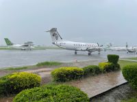 Weiterflug vom Serengeti Nationalpark nach Sansibar - Zwischenlandung in Arusha