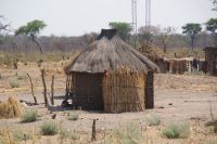 142 Rundhütten im NP