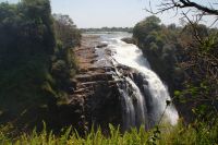 262 Sambesi stürzt in die Tiefe