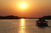 273 Sundowner Tour auf dem  Azambezi