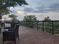 Sundowner in der Etosha Safari Lodge