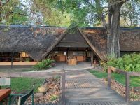 Ndhovu Safari Lodge