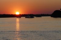 Bootsfahrt auf dem Sambesi mit Sonnenuntergang
