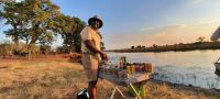 Namibia - Bootsfahrt auf dem Kwando - Sundowner