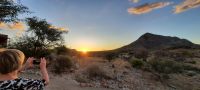 Namibia - Erongo Gebirge - Hohenstein Lodge - Sundowner Time