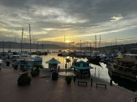 Knysna: Sonnenuntergang an der Waterfront