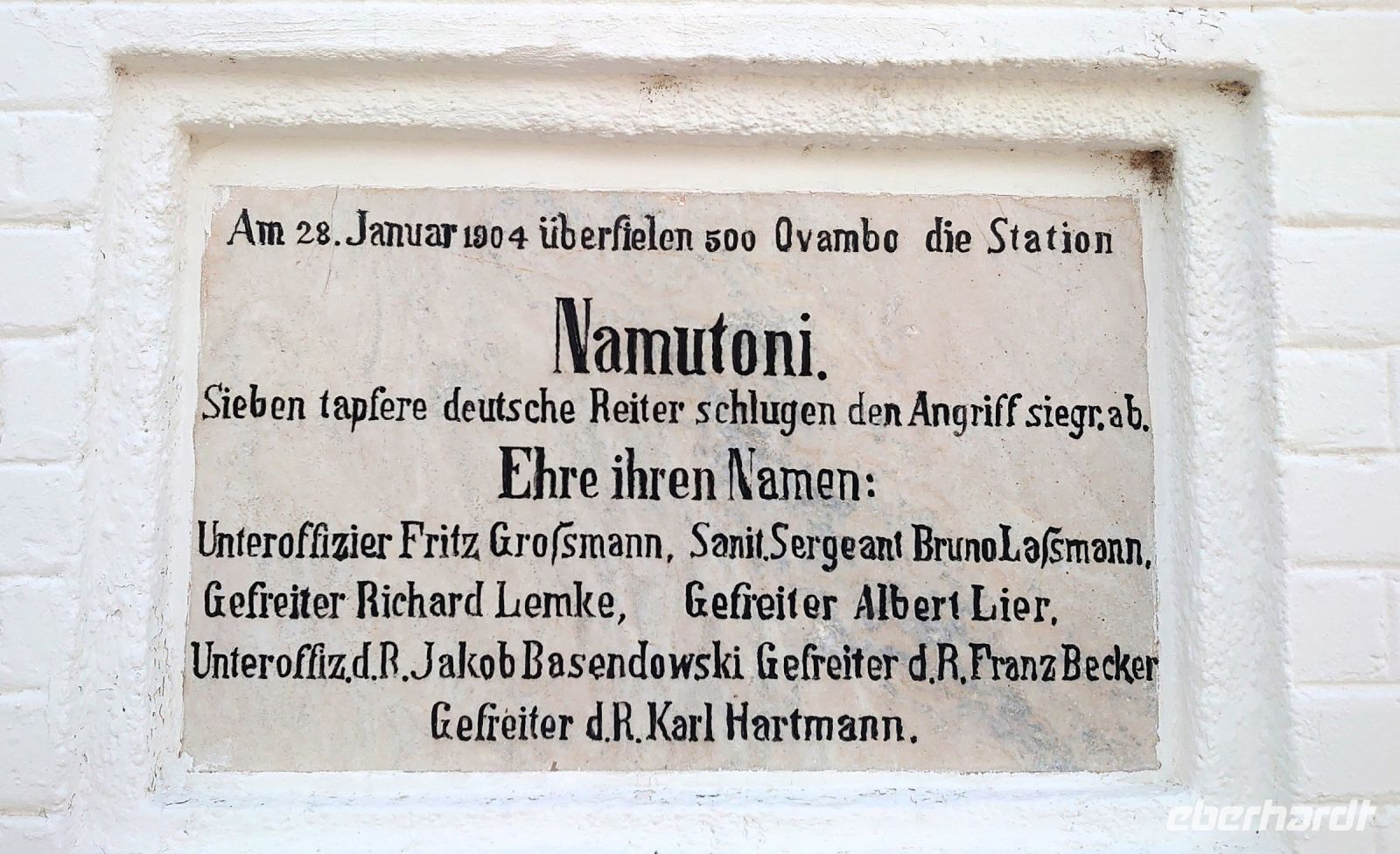 70 Gedenktafel Fort Namutoni