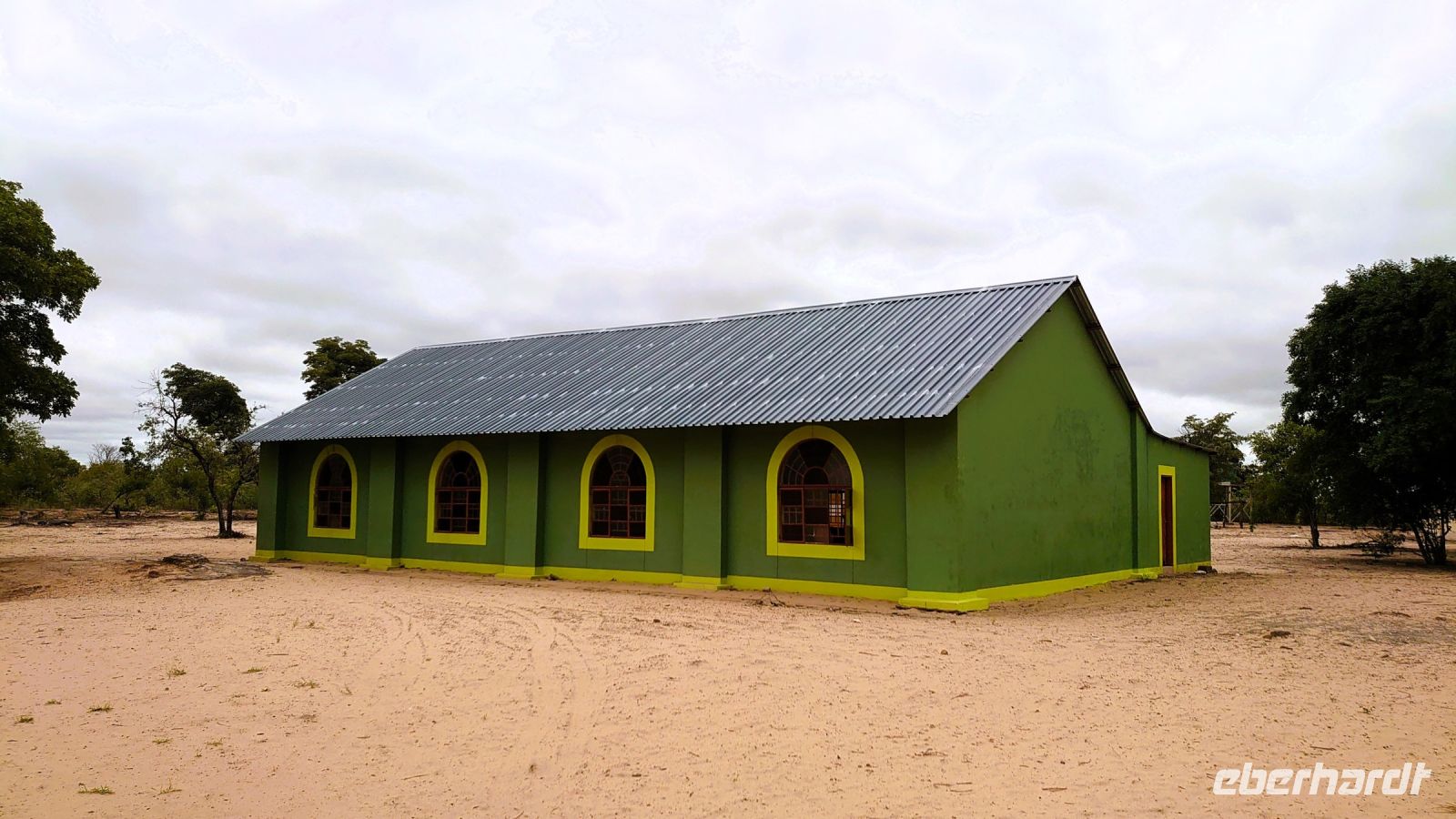 94 Eine Kirche unterwegs