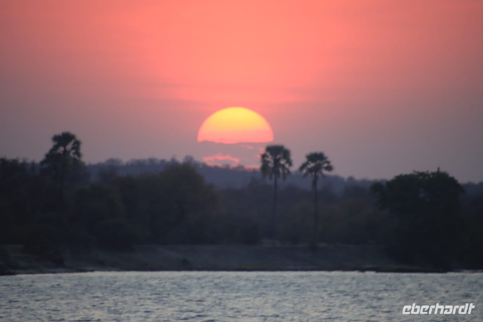 Sundowner-Cruise auf dem Sambesi in Simbabwe