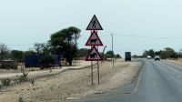 Namibia - Warnschilder