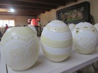 Verkauf von verzierten Straußeneiern