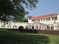Victoria Falls Hotel