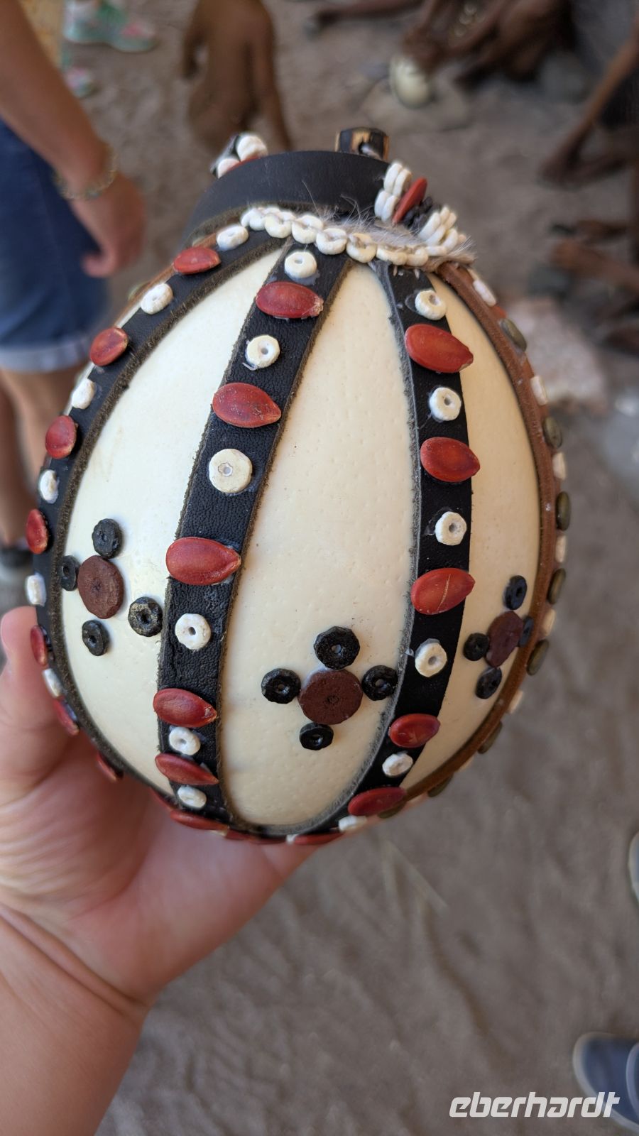 Wasserflasche aus Straußeneier, Stamm San