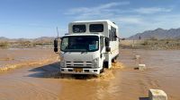 Namibia -  Namib Wüste - Tsauchab ist abgekommen - da müssen wir durch