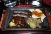 Namibia - Mount Etjo Safari Lodge - Abendessen in der Lapa
