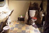 Royal Tree Lodge 