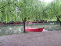 am Angelhaus von Hoxha