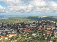 Blick über die albanische Landschaft von der Festung Kruja hinab