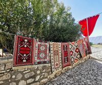 In der Mitte ist der fliegende Teppich :-), Berat 