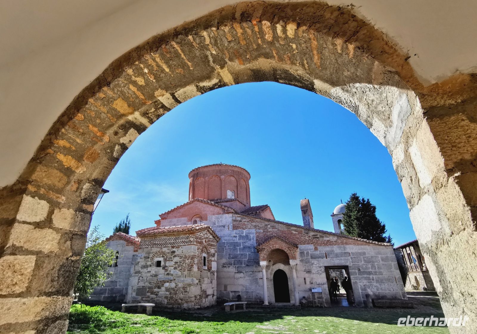 Mittelalterliche Kirche in Apollonia