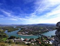 Der Kir windet sich an Shkodra vorbei 