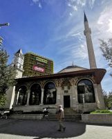 Alte Moschee auf dem Skanderbergplatz in Tirana