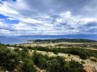 Ohridsee zwischen Nordmazedonien und Albanien