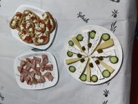 Snacks bei der Weinprobe in Permet