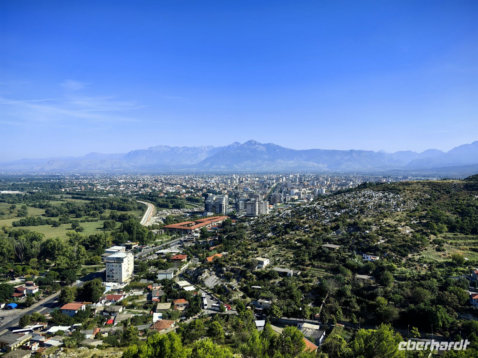 Blick auf Shkodra von der Festung Rozafa
