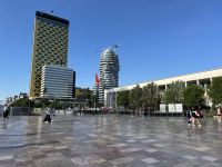 Der große Skanderberg Platz 