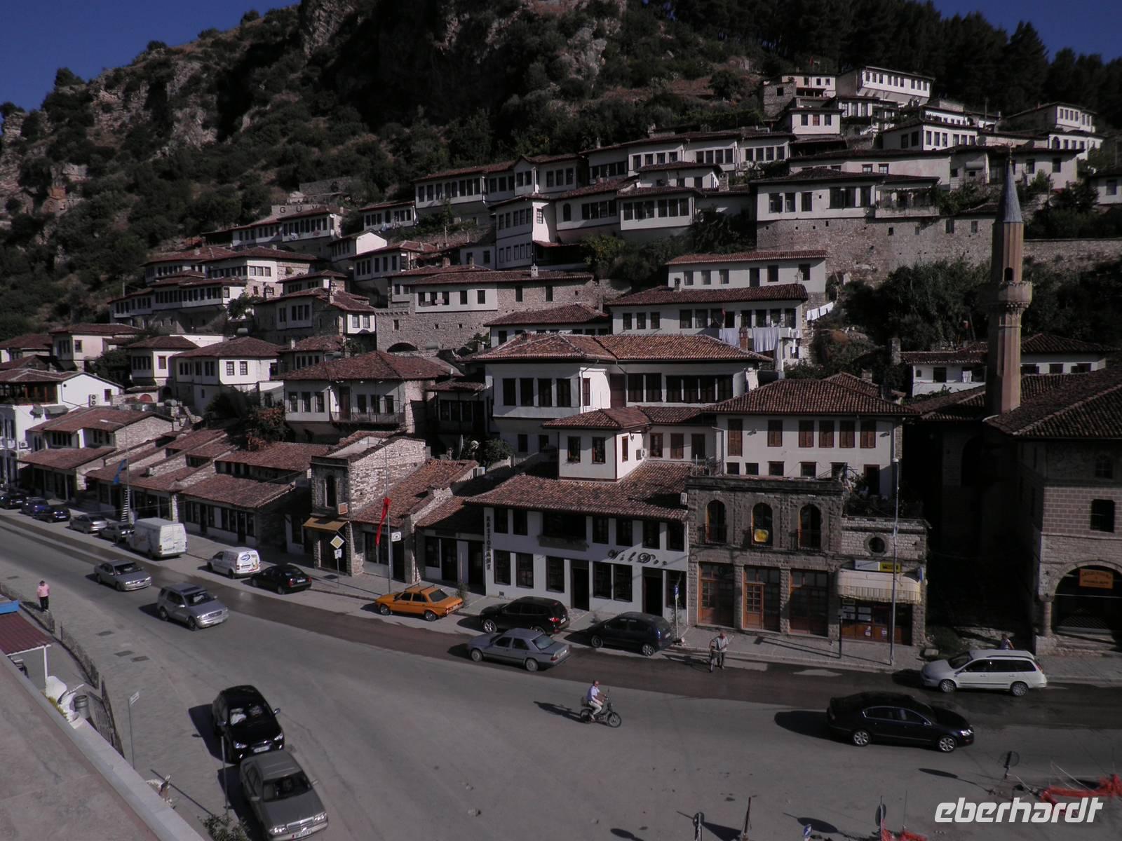 Berat-Stadt der 1000 Fenster
