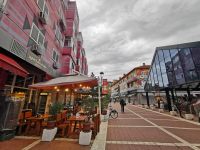 Am Markt in Tirana