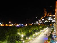 Berat bei Nacht