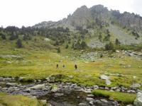 auf dem Weg zur Schutzhütte Refugi Estany del Siscaro 