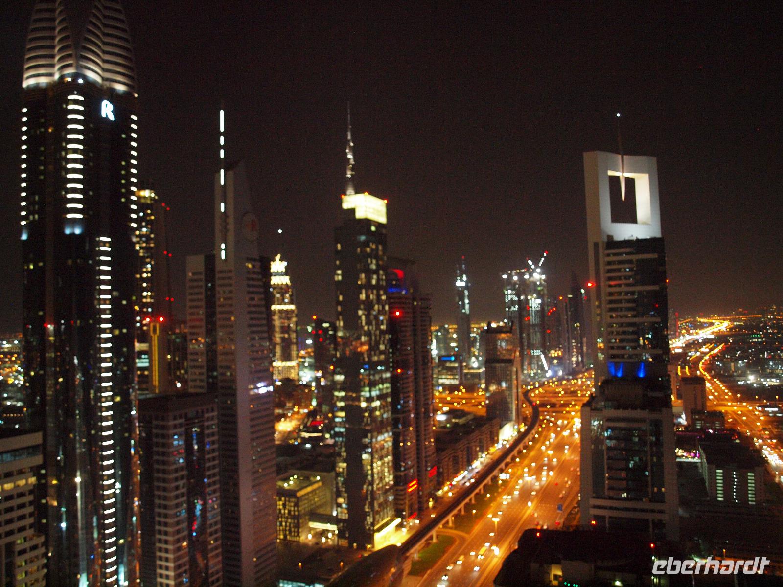 Dubai bei Nacht