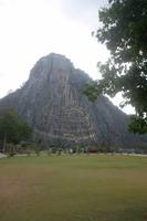 der wohl größte Buddha der Welt am Berg Kao Chinchan