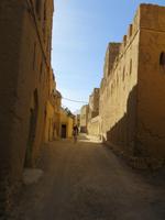 Dubai - Oman - Ausflug rund um Nizwa -Besuch im Oasendorf Al Hamra - Lehmbauten