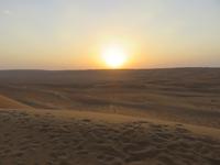 Dubai - Oman -  Wahiba Sands - in der Sandwüste - Sonnenuntergang auf den Dünen -