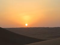 Dubai - Oman -  Wahiba Sands - in der Sandwüste - Sonnenuntergang auf den Dünen -