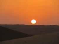 Dubai - Oman -  Wahiba Sands - in der Sandwüste - Sonnenuntergang auf den Dünen -