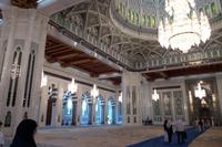 In der Hauptgebetshalle der Moschee