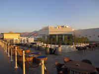 Dachterasse des Park Inn Hotels in Muskat