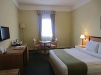 Hotelzimmer im Sur Plaza Hotel