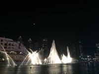 163 Wasserspiele am Burj Khalifa