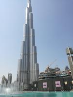 Wasserspiele vor dem Burj Khalifa
