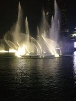 Wasserspiele vor dem Burj Khalifa