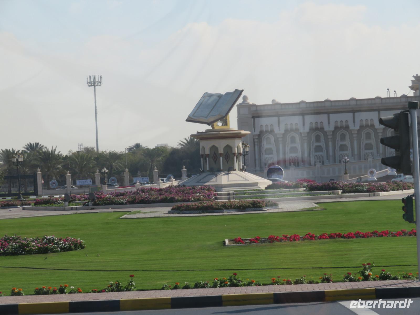 Korankreisverkehr in Schardscha
