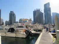 wir chartern eine Yacht in der Dubai Marina
